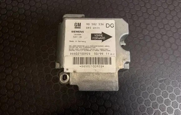 Opel Zafira A Airbag control unit/module 90582536 1923594 DGS0210092S