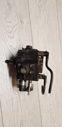 Hyundai H-1, Starex, Satellite Fuel injection high pressure pump 0445010118