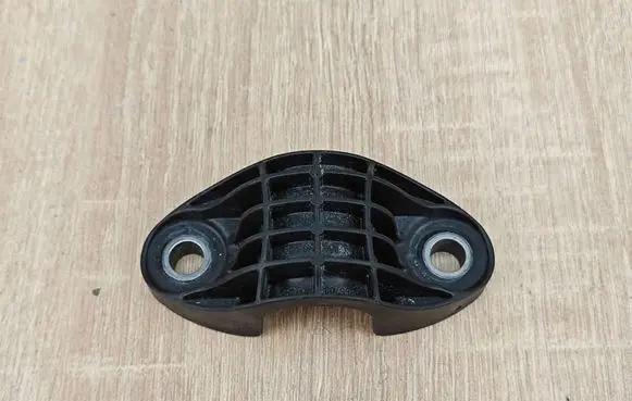 BMW 4 G22 G23 G24 G26 Sway bar bush bracket, rear 6865708
