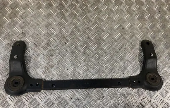 Nissan Qashqai Bottom radiator support slam panel 