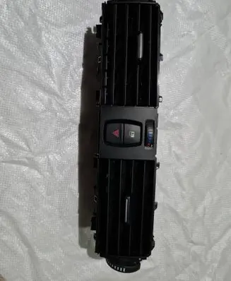 BMW 3 F30 F35 F31 Dash center air vent grill 9218552