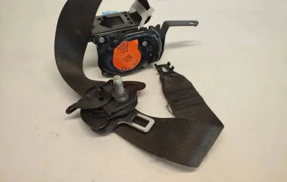 Opel Insignia B Front seatbelt 23464716 0589-P1-0026