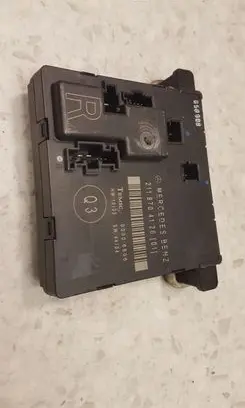 Mercedes-Benz E W211 Door control unit/module 2118704126