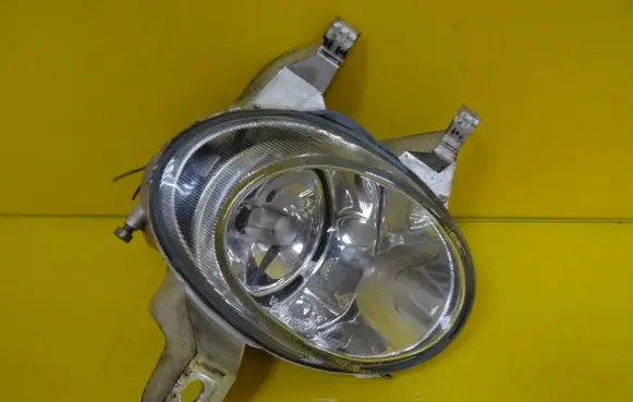 Peugeot 206 Front fog light 9635076080