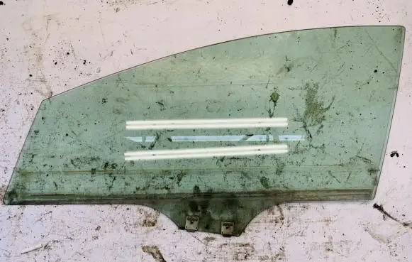 Mazda CX-7 Front door window glass four-door