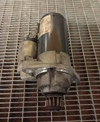 Volkswagen PASSAT B7 Starter motor 0AM911023F 07062012