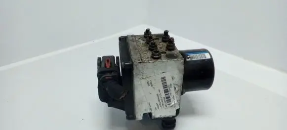 Volkswagen PASSAT B6 ABS Pump 3C0614095C 16431601 16431501C