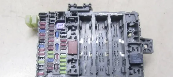Honda CR-V Fuse box set T1E-E120
