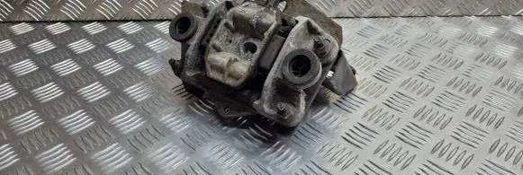 Ford Mondeo Mk III Gearbox mount 1S717M123BD