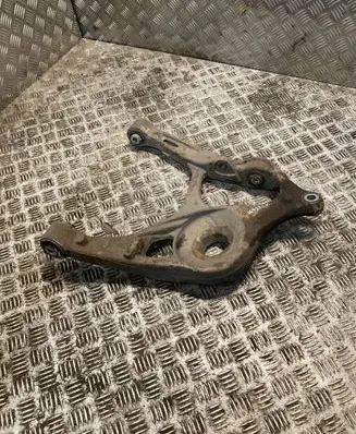 Mercedes-Benz ML W164 Rear upper control arm/wishbone 1643500606 A1643500606