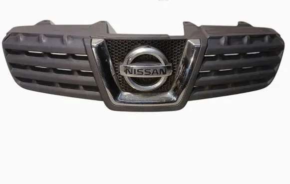 Nissan Qashqai+2 Front bumper upper radiator grill 62310JD00B