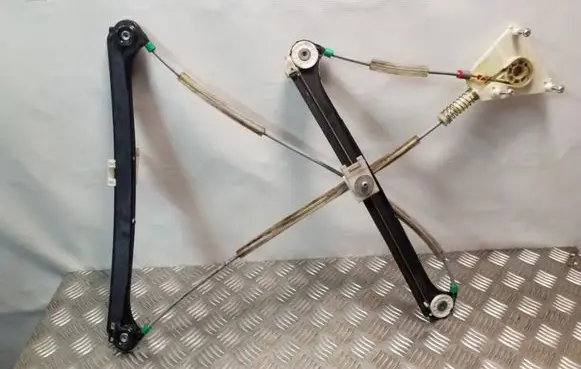 Audi A3 S3 8P Front window lifting mechanism without motor 8P3837462