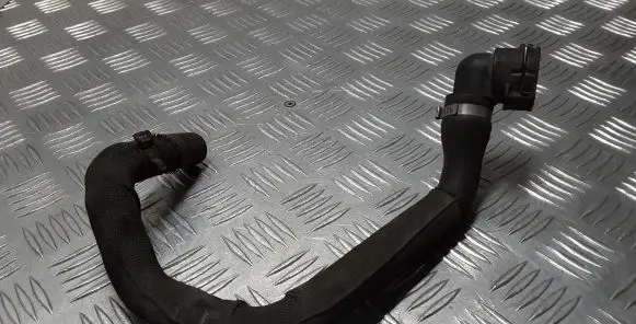 Jaguar XE Engine coolant pipe/hose