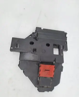 Mercedes-Benz C W205 Fuse box cover DBPD925