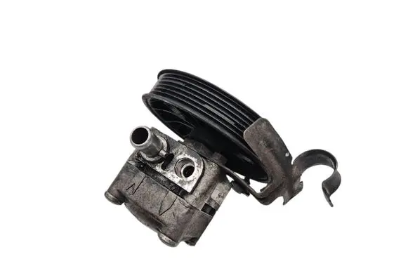 Volvo XC70 Power steering pump