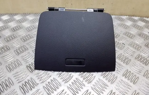 Volkswagen Touareg II Glove box 7P6857922