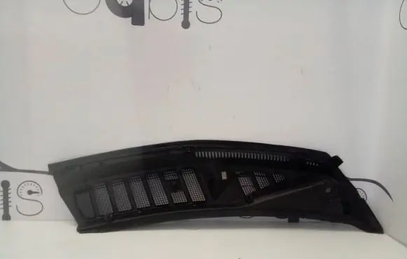 Ford F150 Wiper trim FL341502223