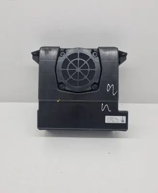 Porsche Taycan 9J1 Subwoofer speaker 9J1035915