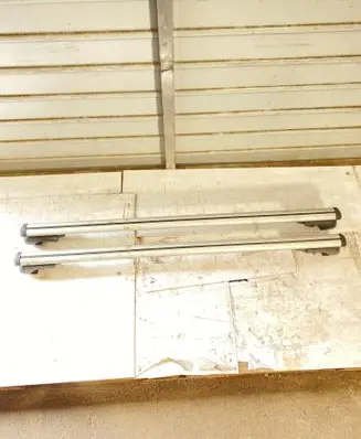 Toyota Auris E180 Roof transverse bars on the 
