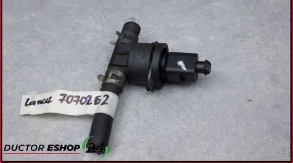 Seat Leon (1P) Fuel temperature sensor 038906081B