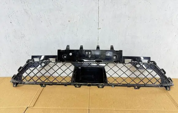 Renault Arkana Front bumper lower grill 622544666R