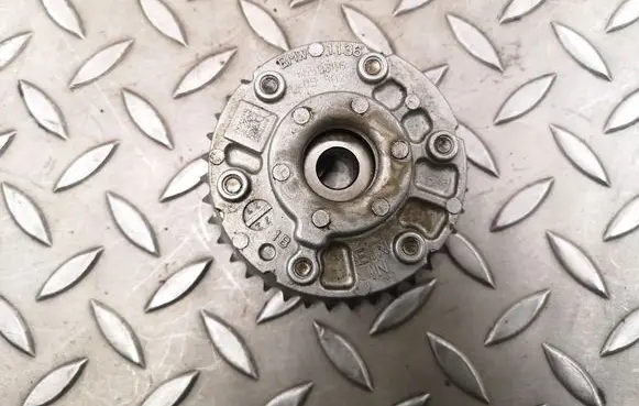 BMW 3 E90 E91 Camshaft pulley/ VANOS 7540346 11367540346