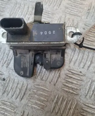 Volkswagen Touran I Tailgate/trunk/boot lock/catch/latch 1T0827505D