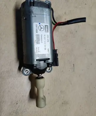Mercedes-Benz E AMG W211 Steering column adjust motor A2205400288