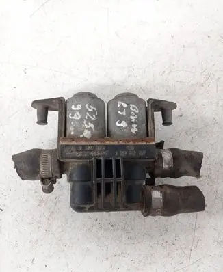 BMW 5 E39 Coolant heater control valve 8374995