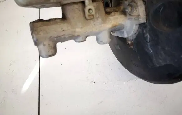 Skoda Roomster (5J) Master brake cylinder