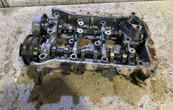 Toyota Yaris XP210 Camshaft 1211249 12E20