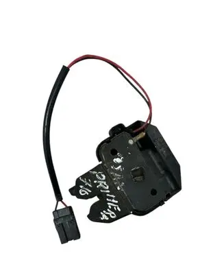 Tailgate/trunk/boot lock/catch/latch
