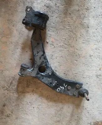 Volvo S40 Front lower control arm/wishbone