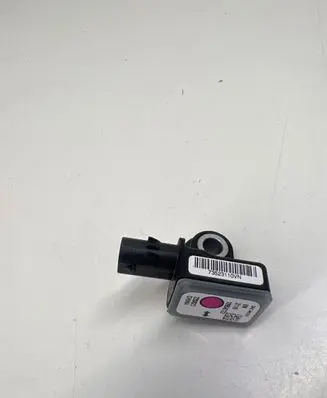 MG ZS Airbag deployment crash/impact sensor 10958723 3110 220823