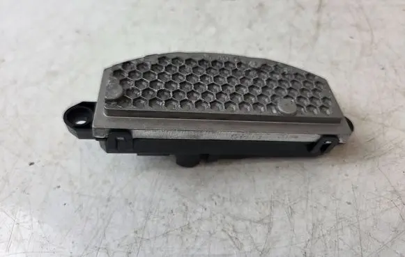 Peugeot 308 Heater blower motor/fan resistor 9837790880 271500110R 1B23274003437