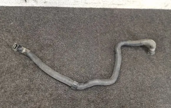 Land Rover Evoque I Engine coolant pipe/hose GJ327H255AB GJ327H255