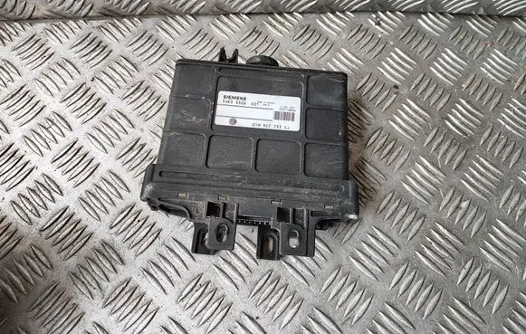 Audi A3 S3 8L Gearbox control unit/module 01M927733CJ 5WK33306