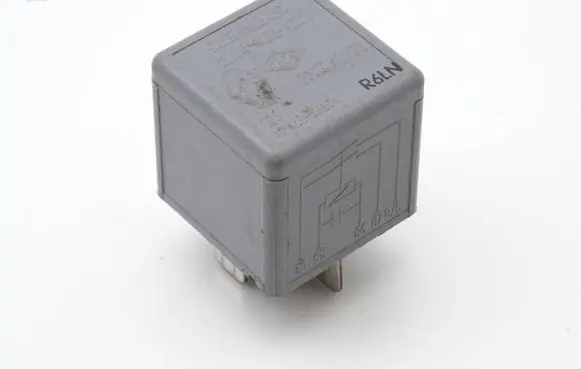 Renault Laguna I Other relay 7700421178