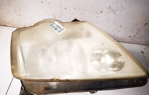 Renault Modus Headlight/headlamp 8200540239