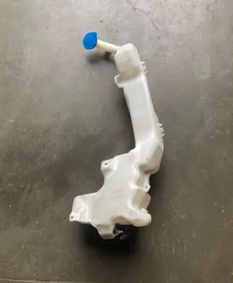 Honda CR-V Windshield washer fluid reservoir/tank HLC22034 E11015102