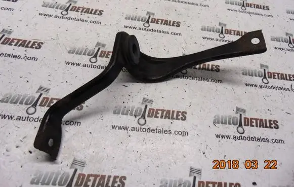 Honda CR-V Radiator mount bracket