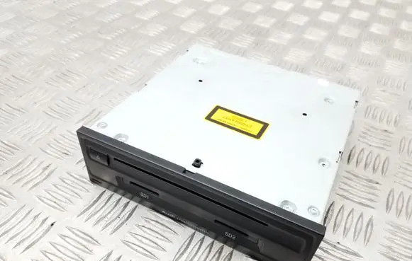 Audi A6 S6 C6 4F Navigation unit CD/DVD player 4E0035652A
