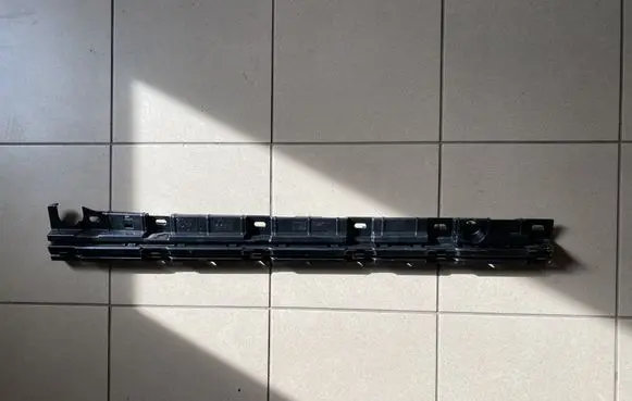 BMW M6 Sill supporting ledge 7276347