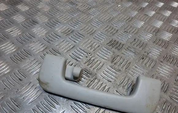 Audi Q7 4L Rear interior roof grab handle 8P0857607K