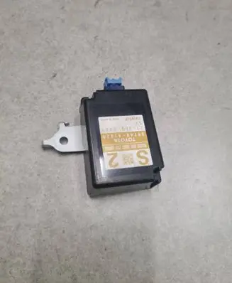 Toyota Prius (XW30) Keyless (KESSY) go control unit/module 8974047020 2713000081