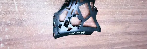Volkswagen Golf Plus Front bumper mounting bracket 5M0807178C