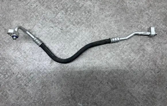 BMW 6 G32 Gran Turismo Air conditioning (A/C) pipe/hose 9321597