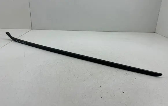 Volkswagen Sharan Windshield trim 7N0854327B