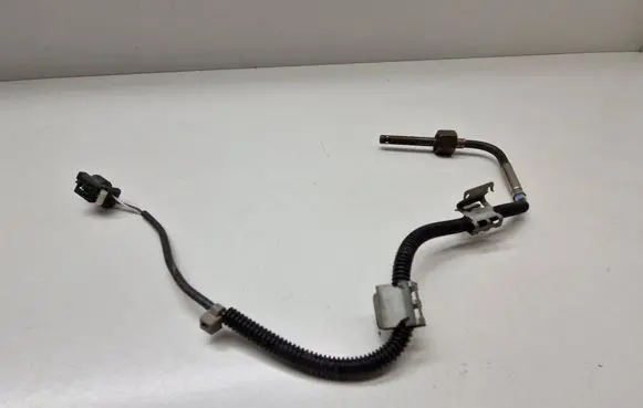 Mercedes-Benz C W205 Exhaust gas temperature sensor A0009056804