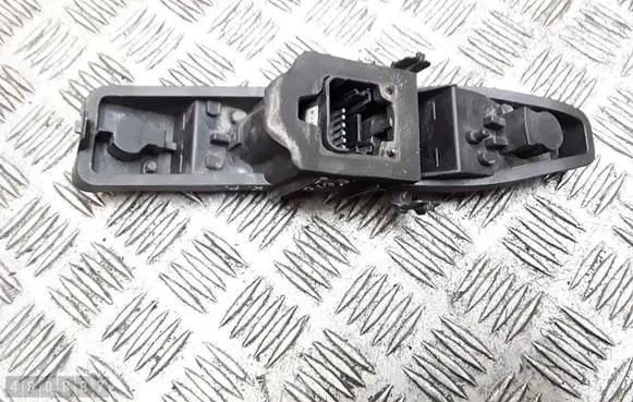 Renault Scenic RX Tail light bulb cover holder 159118
